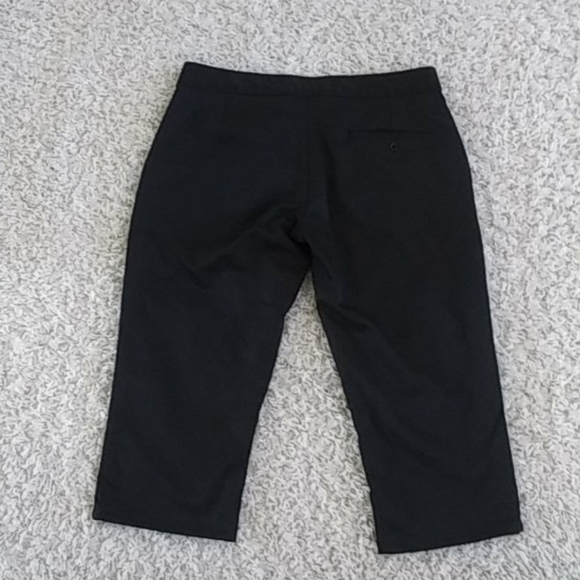 Under Armour Shorts - Picture 2 of 6